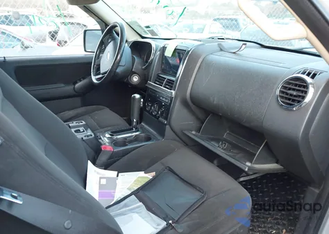 2010 Ford Explorer Xlt z USA, uszkodzony, nr VIN 1FMEU7DEXAUA91289